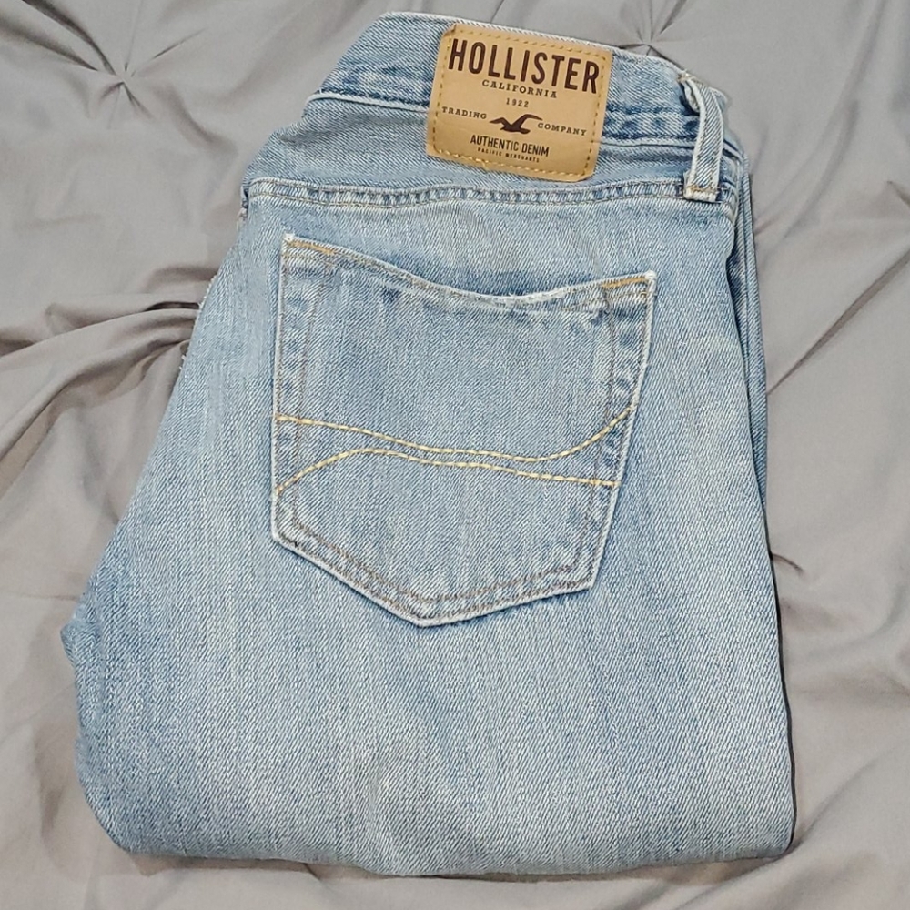 Hollister Jeans - Picture 4 of 4